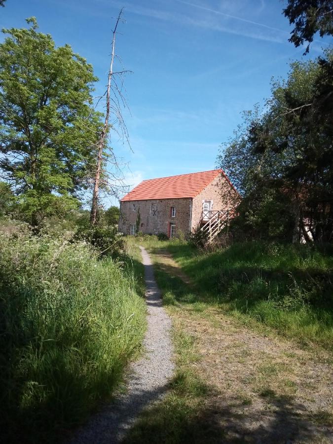 Le Chevalier Des Marettes Bed and Breakfast Airel Exteriör bild