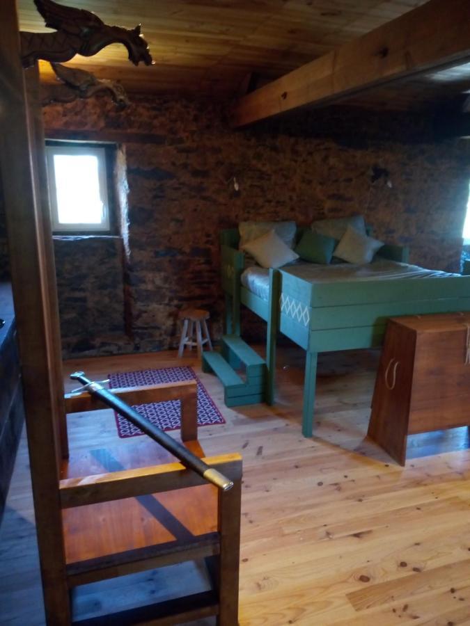 Le Chevalier Des Marettes Bed and Breakfast Airel Exteriör bild