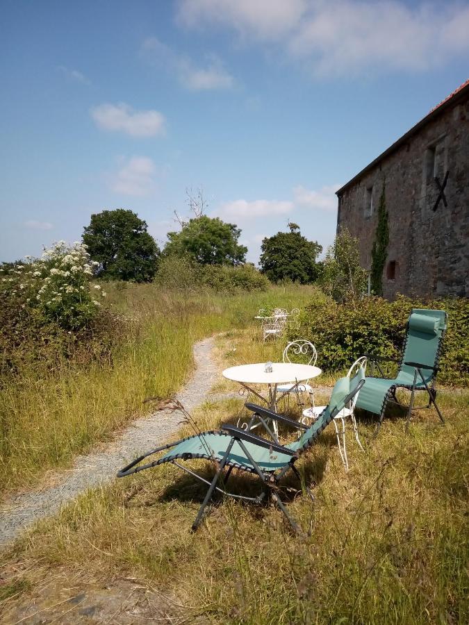 Le Chevalier Des Marettes Bed and Breakfast Airel Exteriör bild